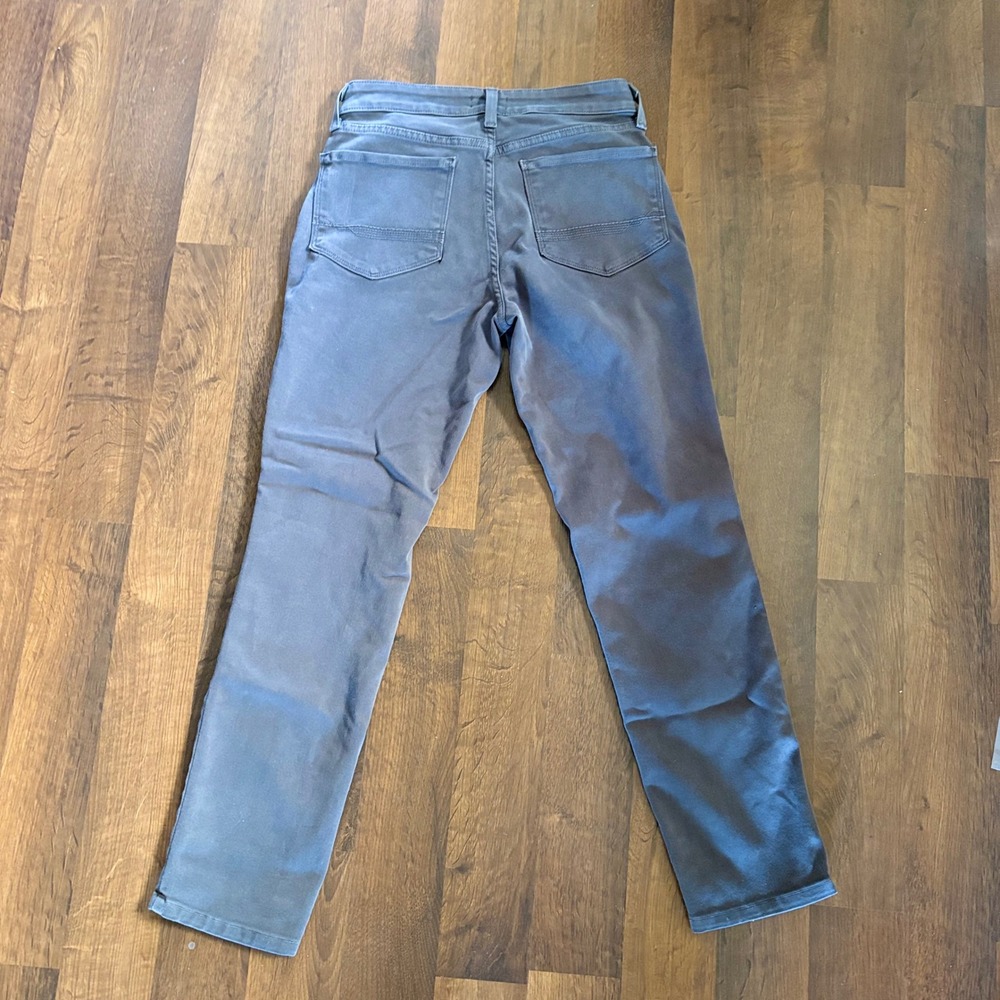 NYDJ Marilyn Straight Leg Gray Jeans Womens Size 4P Lift Tuck Technology Denim